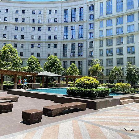 Studio Condo Building 81 Newport Boulevard マニラ市 エクステリア 写真