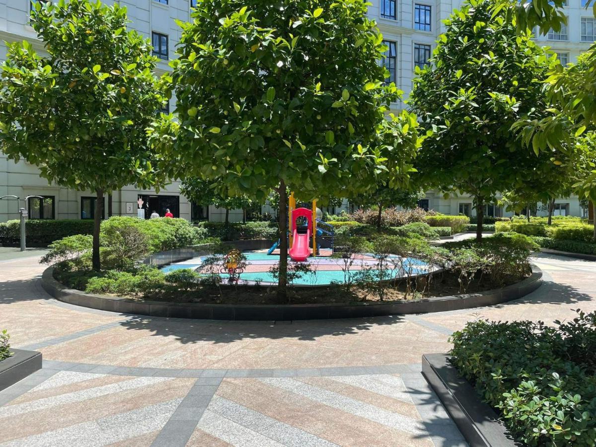 Studio Condo Building 81 Newport Boulevard マニラ市 エクステリア 写真
